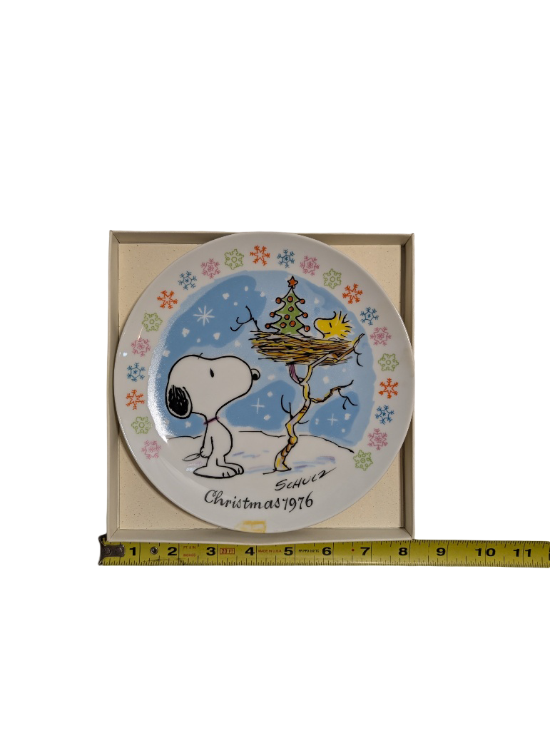 Charles Schultz PEANUTS 1976 Christmas Plate Limited Edition