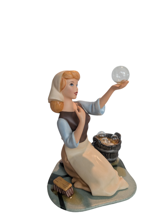 WDCC - Cinderella "They Can't Stop Me from Dreaming" - Contents Verified New Condition