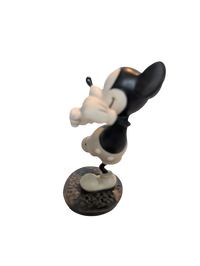 WDCC - The Delivery Boy Mickey "Hey Minnie, Wanna Go Steppin?" - Contents Verified New Condition