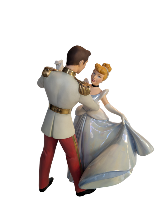 WDCC - Cinderella "So This Is Love" - Contents Verified New Condition