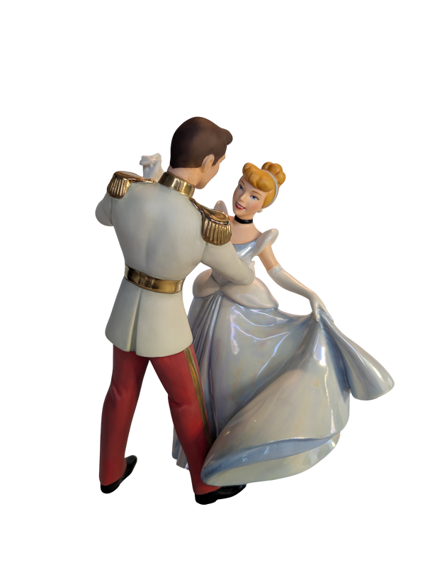 WDCC - Cinderella "So This Is Love" - Contents Verified New Condition