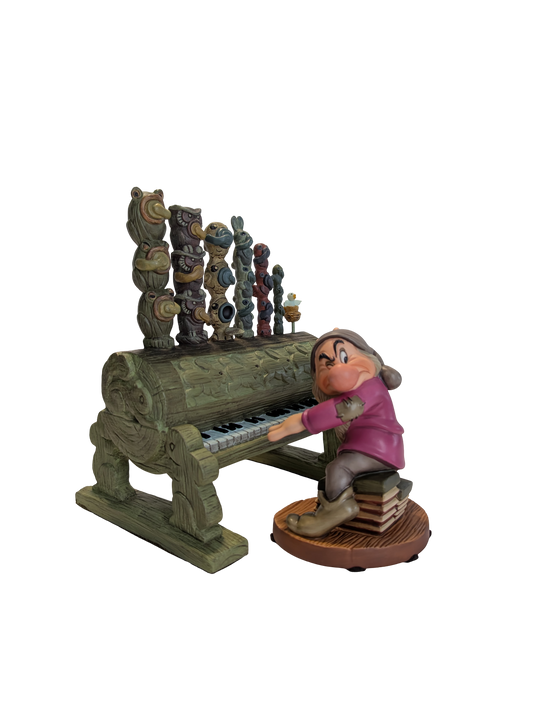WDCC - Snow White and the Seven Dwarfs Grumpy "Humph!" - Contents Verified New Condition