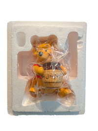 Winnie the Pooh and the Honey Tree "Time for Something Sweet" 1996 Membership Sculpture & Cloisonne Pin