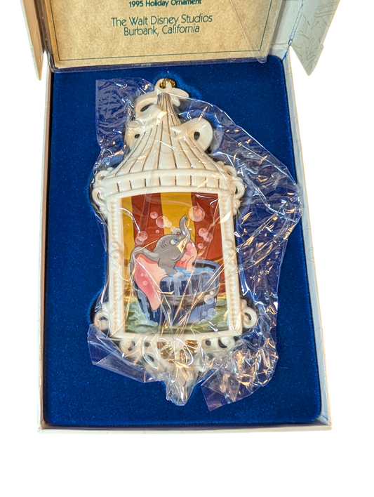Walt Disney Collectors Society 1995 Dumbo Holiday Ornament