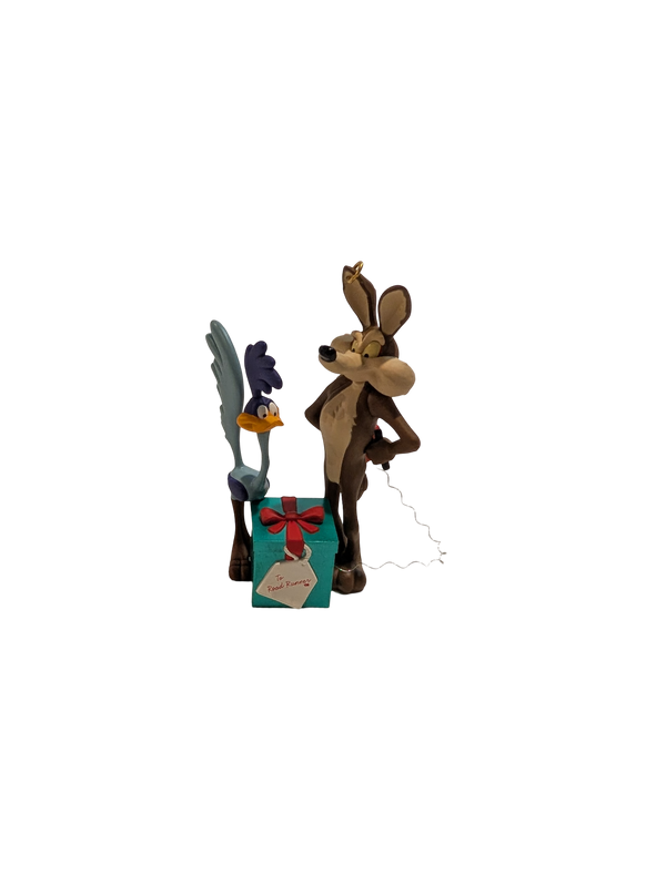 Looney Tunes Collection Road Runner and Wile E Coyote Hallmark Ornament