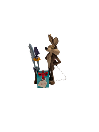Looney Tunes Collection Road Runner and Wile E Coyote Hallmark Ornament