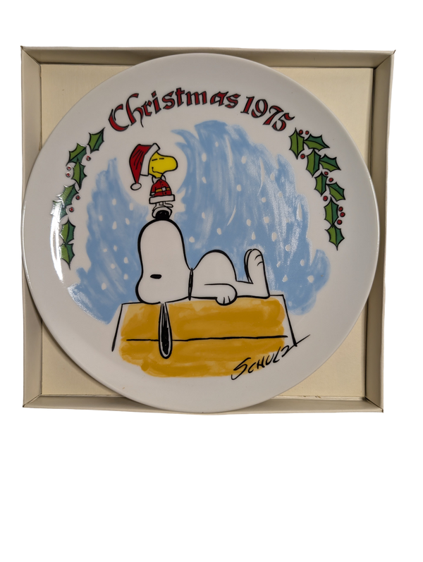 Charles Schultz PEANUTS 1975 Christmas Plate Limited Edition - Fourth in a Series