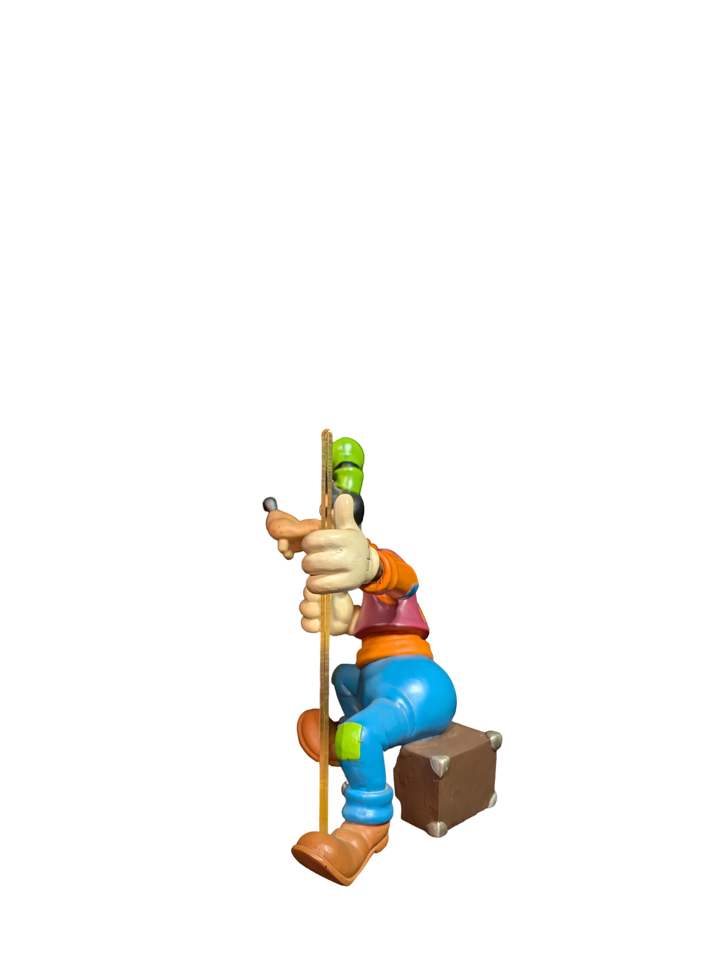 Disney Store Originals Goofy "Hitchhiking" Figurine